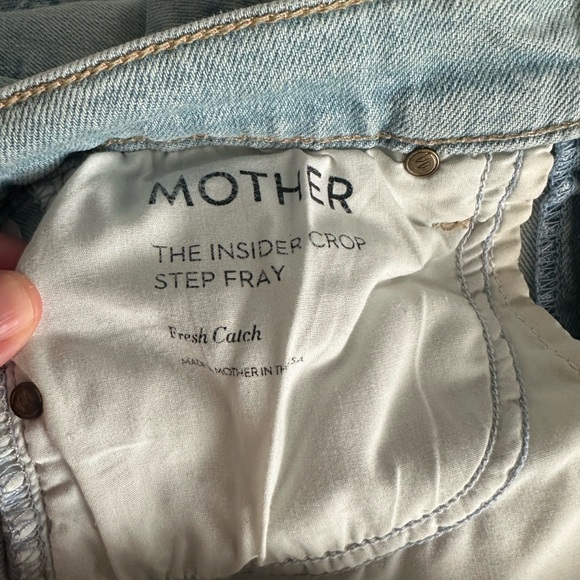 MOTHER The Insider Crop Step Fray Fresh Catch Sz 26 - Picture 9 of 11
